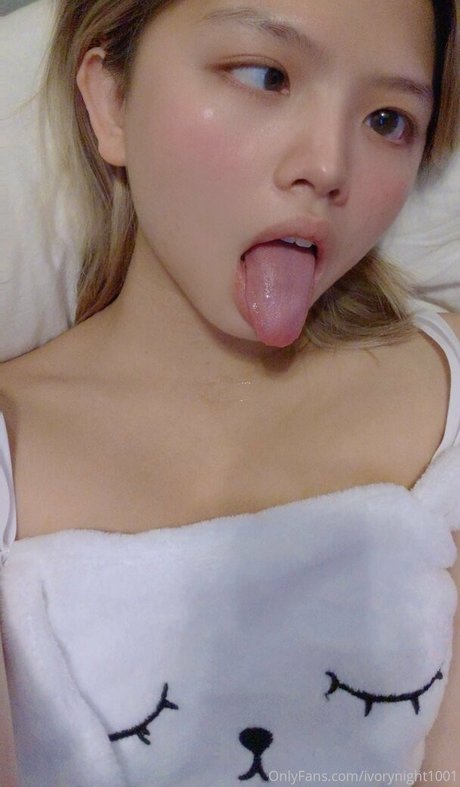 Naakte gelekte OnlyFans-foto van Iovryxnight