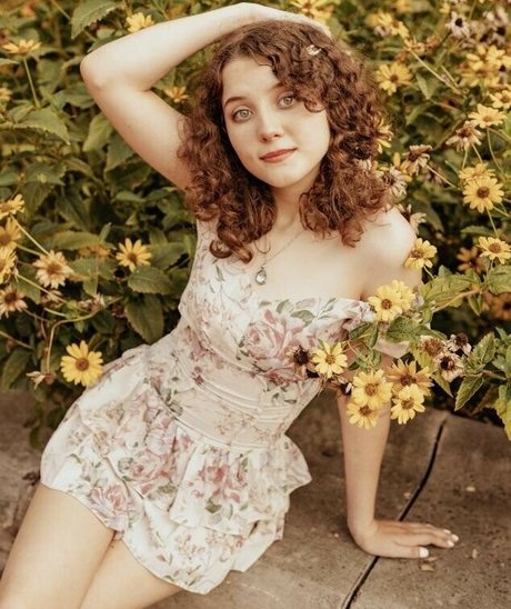 Naakte gelekte OnlyFans-foto van Apartmentfluffy7589