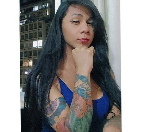 Naakte gelekte OnlyFans-foto van Bianka Ramos