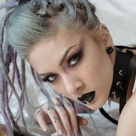 Womenmetal