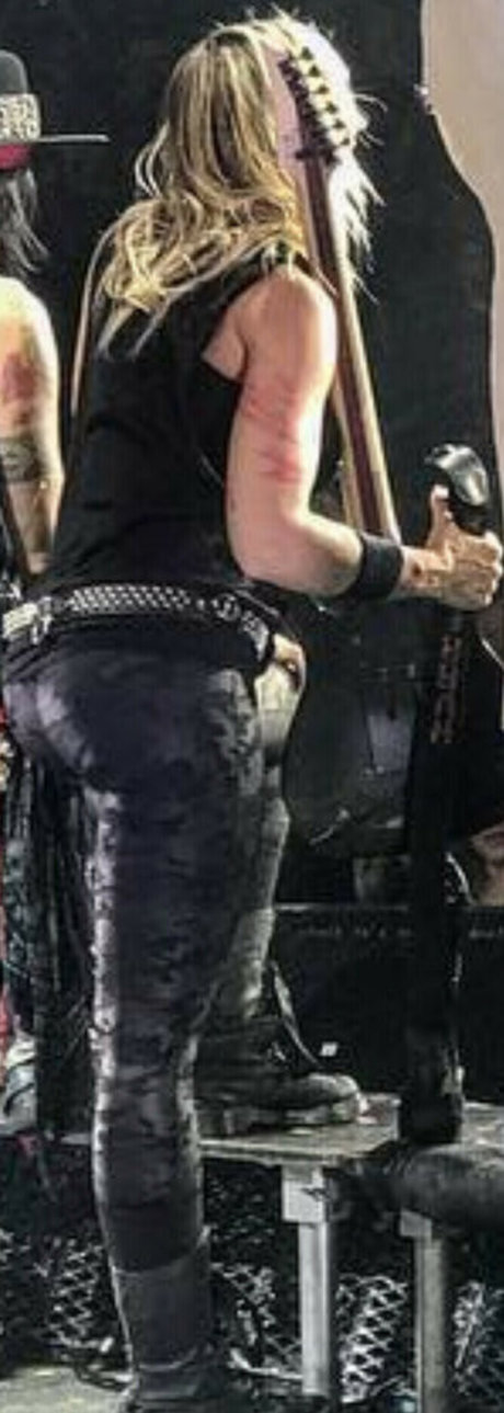 WomenMetal