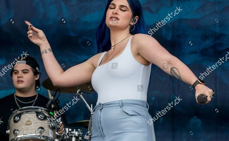 Womenmetal