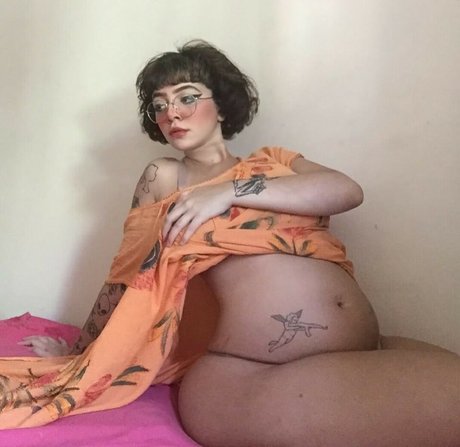 Naakte gelekte OnlyFans-foto van Amymaveriick