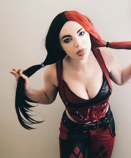 Naakte gelekte OnlyFans-foto van Manicpixidreamgirl