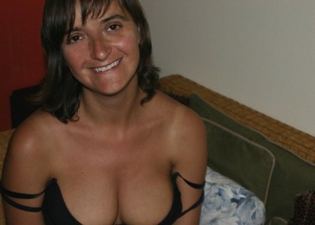 Naakte gelekte OnlyFans-foto van Verte Ruelle