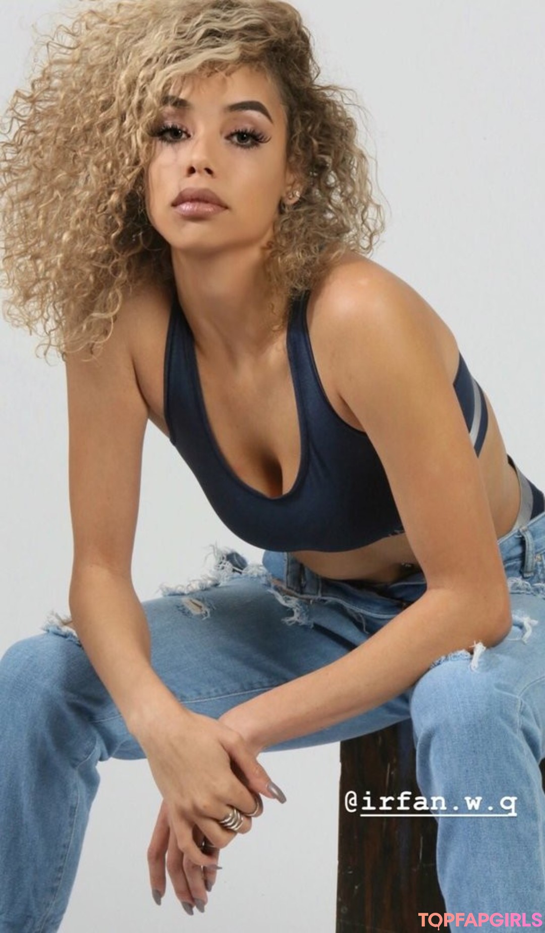 Naakte gelekte OnlyFans-foto van Alysse Joyner #57 Naakte gelekte OnlyFans-foto van Alysse Joyner #57
