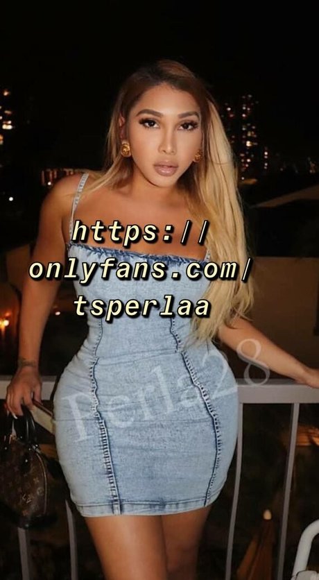Naakte gelekte OnlyFans-foto van Ts Perla