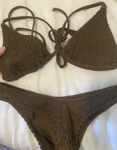 Naakte gelekte OnlyFans-foto van Desi Goddess