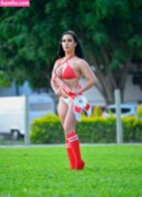 Naakte gelekte OnlyFans-foto van Eumichelirocha