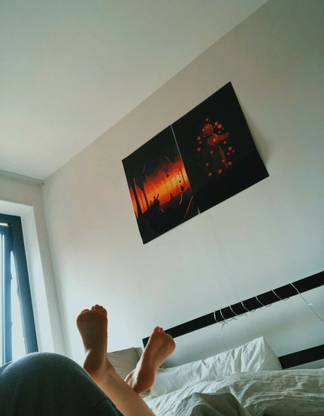 Naakte gelekte OnlyFans-foto van Ellbat