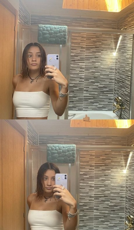 Naakte gelekte OnlyFans-foto van Nerearoodriiguez