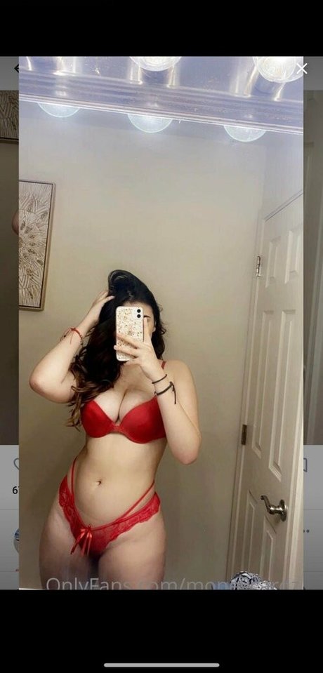 Naakte gelekte OnlyFans-foto van Money Cardz