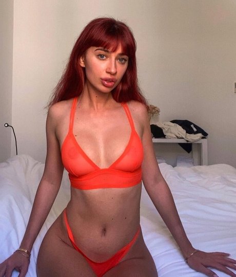 Naakte gelekte OnlyFans-foto van Loveyourgirls