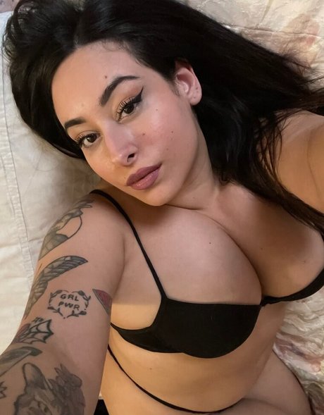 Naakte gelekte OnlyFans-foto van Cristhilove