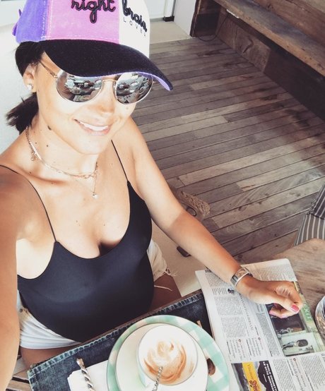 Naakte gelekte OnlyFans-foto van Caterina Balivo