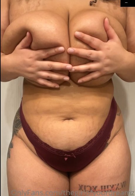 Naakte gelekte OnlyFans-foto van Thegirlofyourdreamz