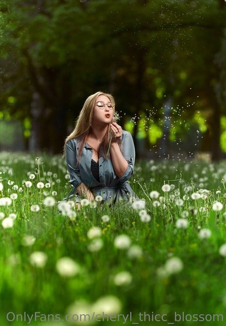 Cheryl_thicc_blossom