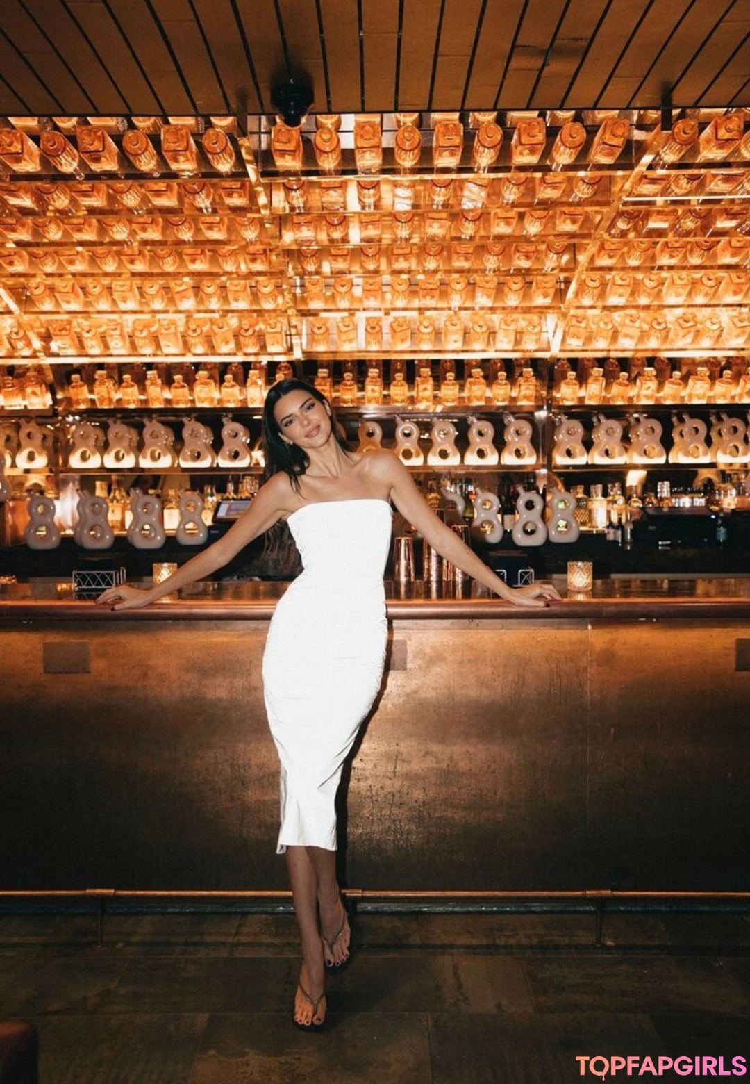 Naakte gelekte OnlyFans-foto van Kendall Jenner #1197