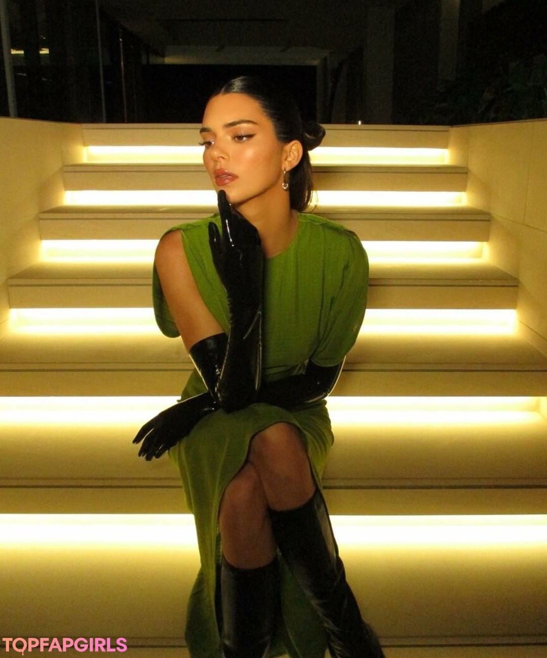 Naakte gelekte OnlyFans-foto van Kendall Jenner #1475