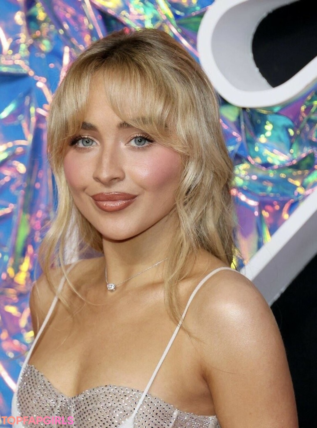 Naakte gelekte OnlyFans-foto van Sabrina Carpenter #1631