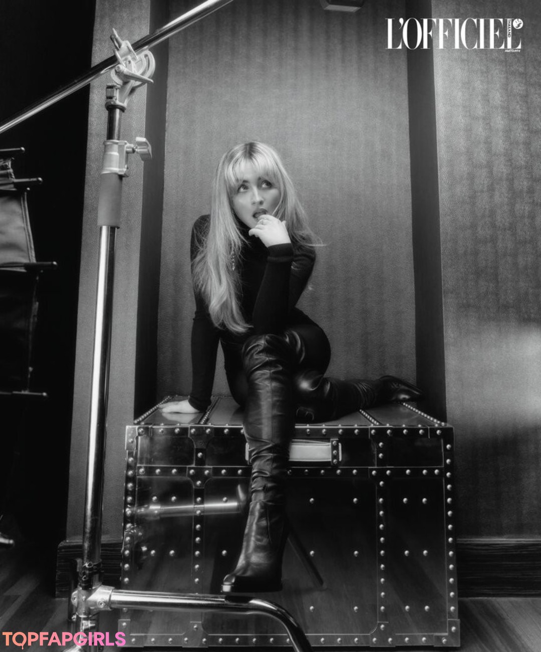 Naakte gelekte OnlyFans-foto van Sabrina Carpenter #1675