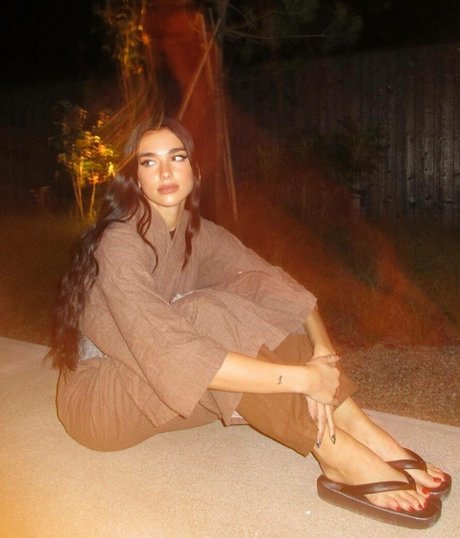 Dua Lipa