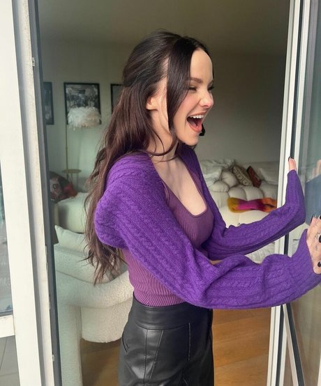 Dove Cameron
