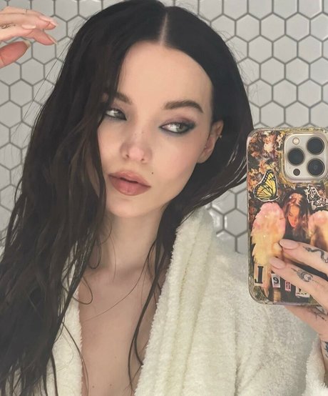 Dove Cameron