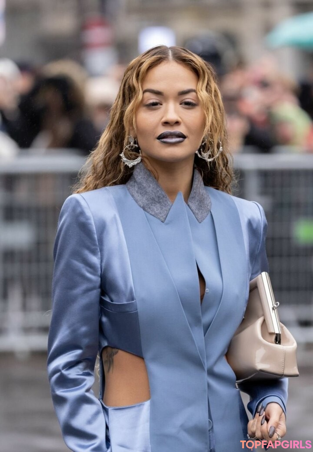 Naakte gelekte OnlyFans-foto van Rita Ora #1217