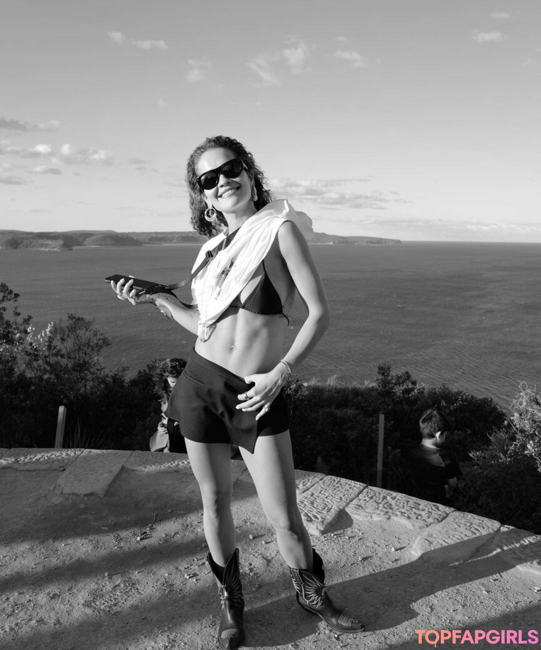 Naakte gelekte OnlyFans-foto van Rita Ora #1631