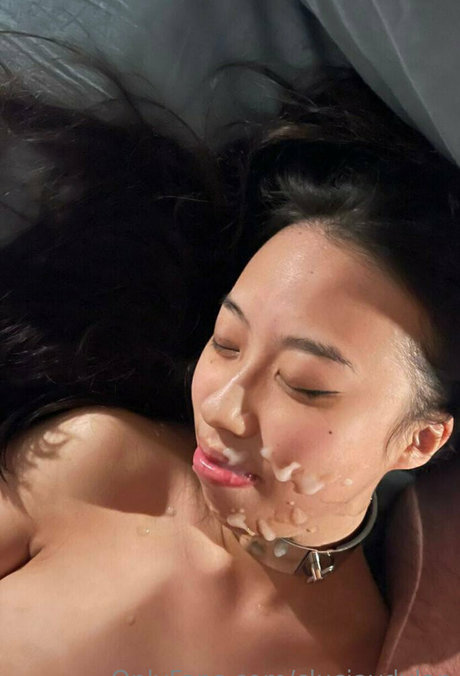 Naakte gelekte OnlyFans-foto van Cluciaydylan