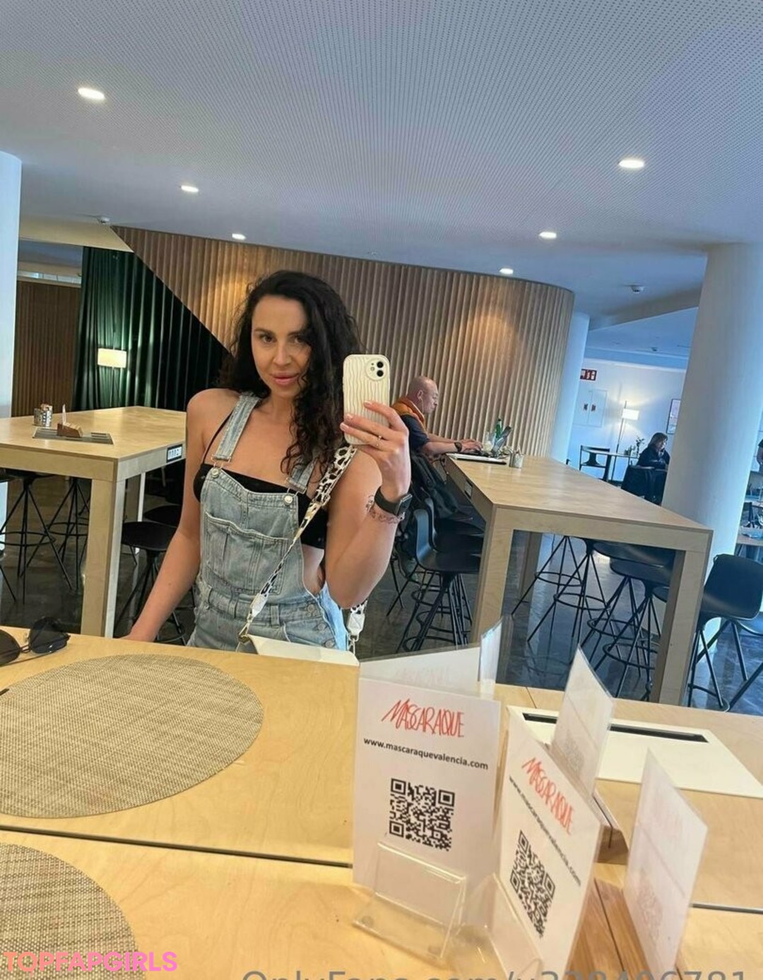 Naakte gelekte OnlyFans-foto van Julianainsanelyh0rny #18 Naakte gelekte OnlyFans-foto van Julianainsanelyh0rny #18