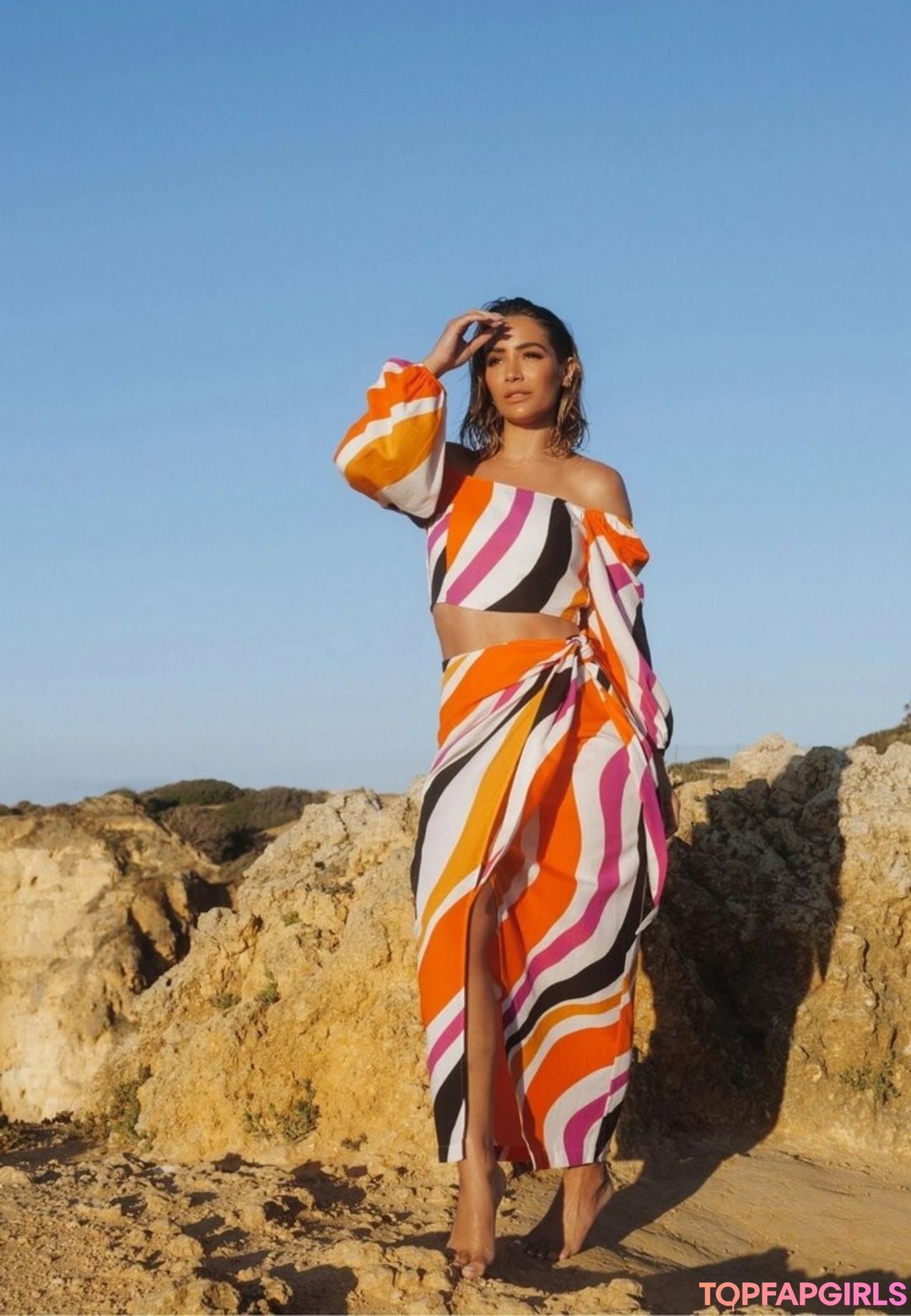 Naakte gelekte OnlyFans-foto van Frankie Bridge #1042
