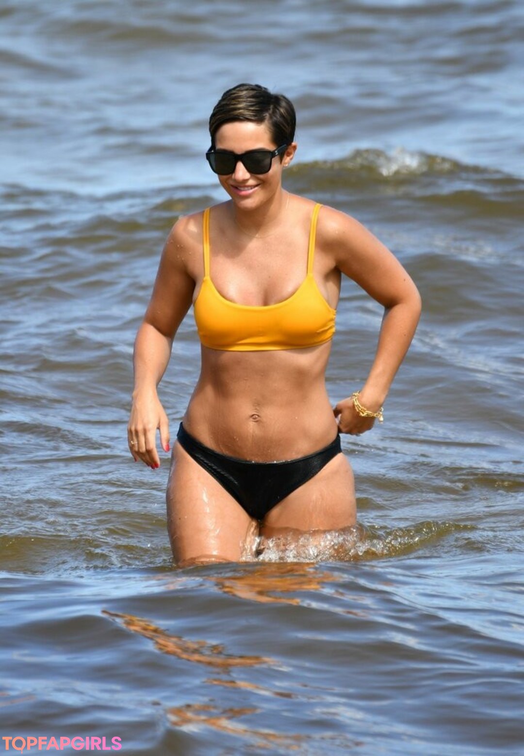 Naakte gelekte OnlyFans-foto van Frankie Bridge #1334