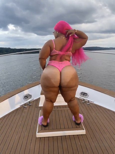 Pinkyxxx