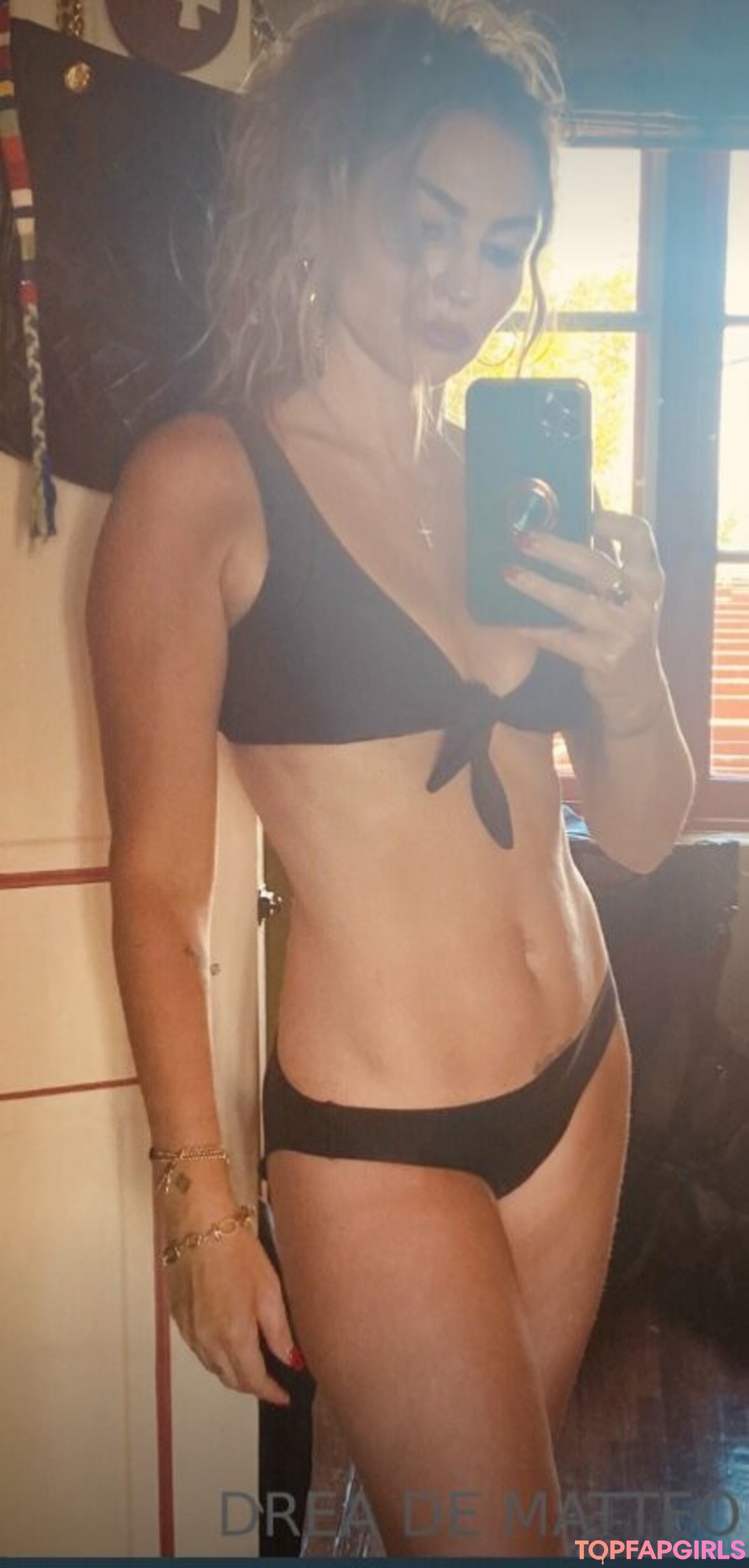 Naakte gelekte OnlyFans-foto van Drea De Matteo #23 Naakte gelekte OnlyFans-foto van Drea De Matteo #23