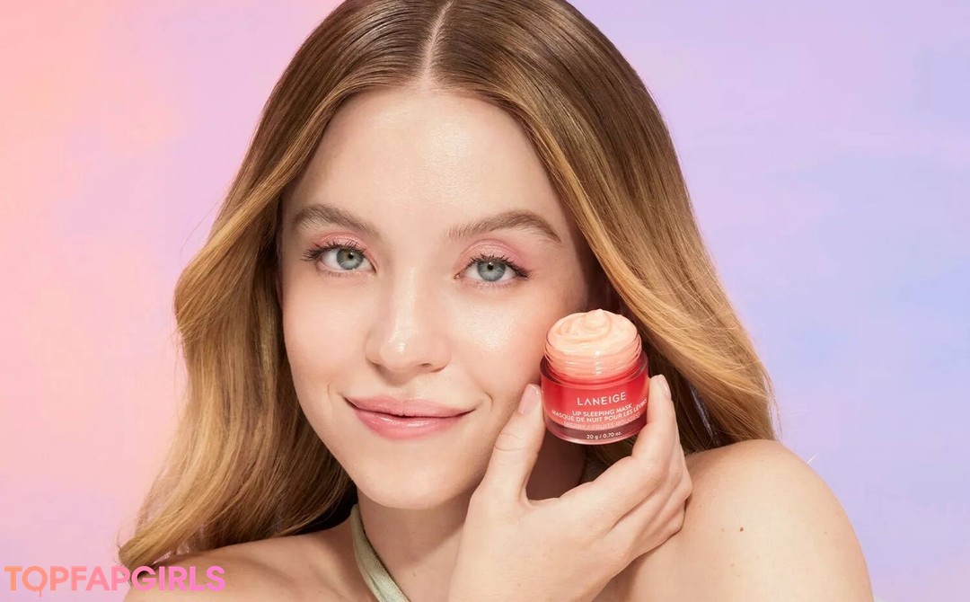 Naakte gelekte OnlyFans-foto van Sydney Sweeney #1197