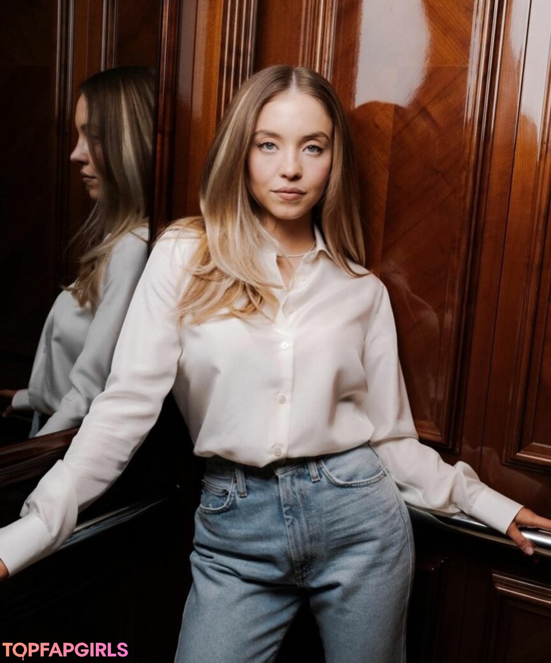 Naakte gelekte OnlyFans-foto van Sydney Sweeney #1307