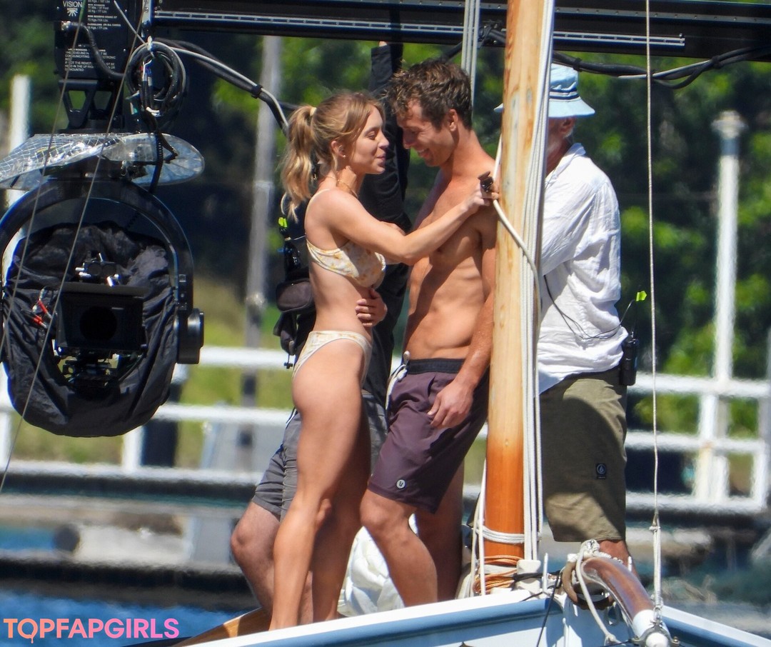 Naakte gelekte OnlyFans-foto van Sydney Sweeney #1529