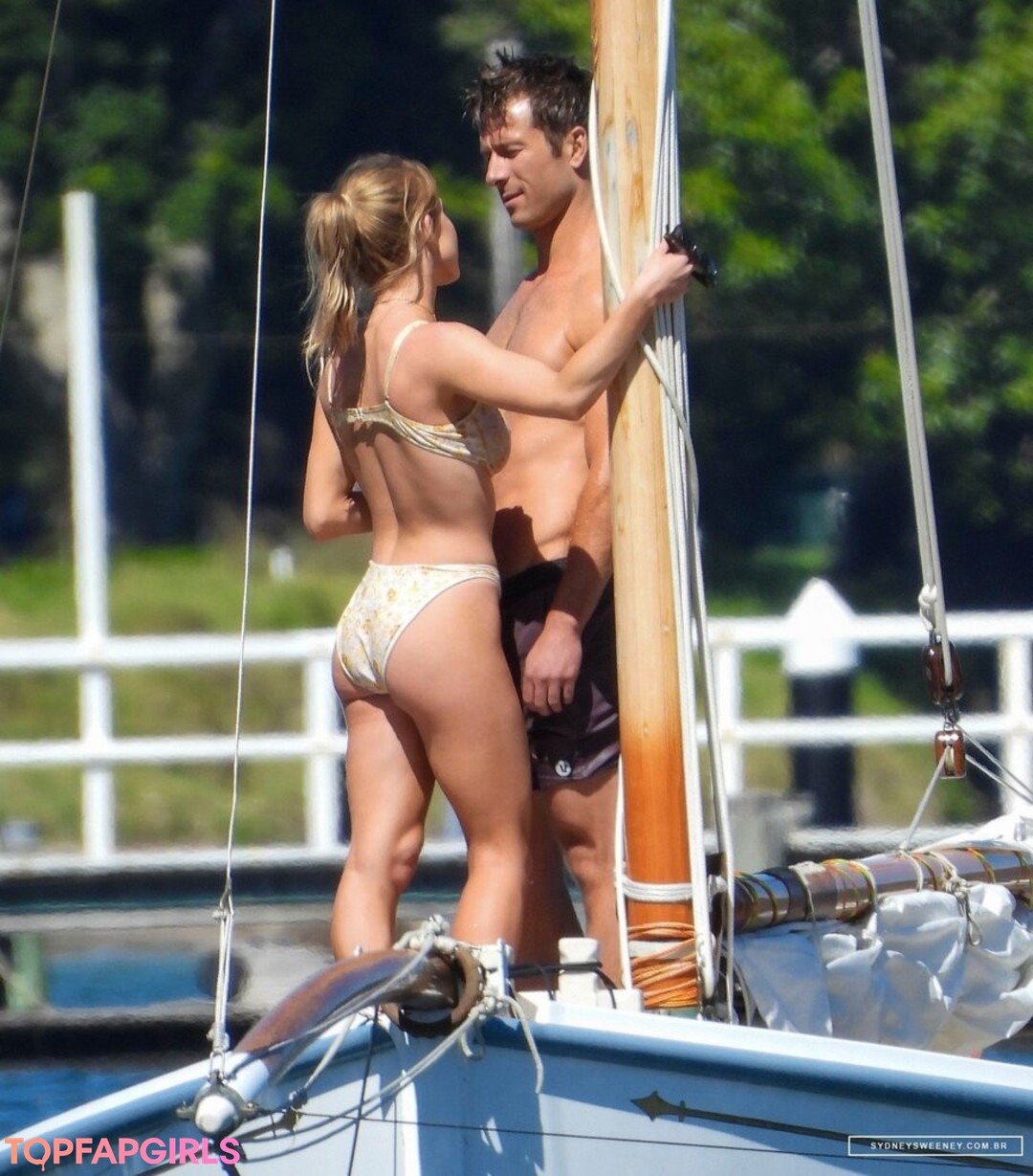 Naakte gelekte OnlyFans-foto van Sydney Sweeney #1549
