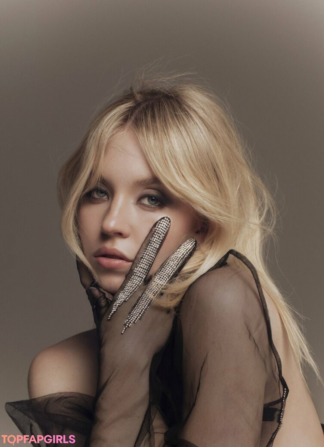 Naakte gelekte OnlyFans-foto van Sydney Sweeney #1906