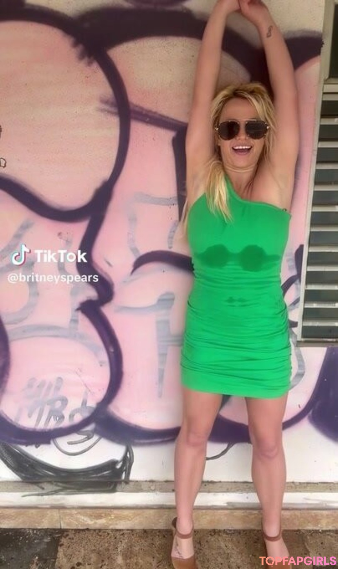 Naakte gelekte OnlyFans-foto van Britney Spears #1214