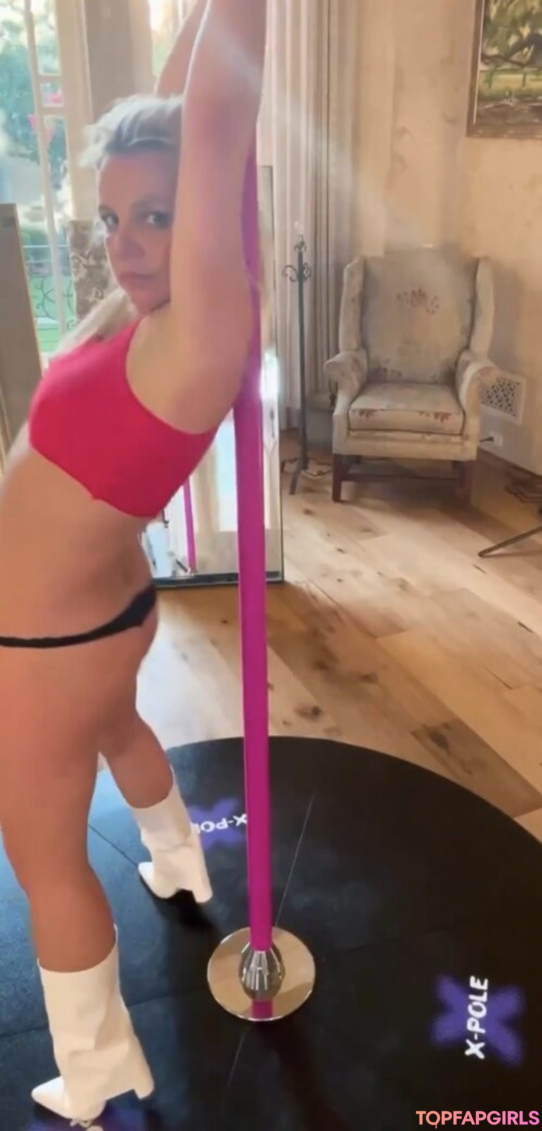 Naakte gelekte OnlyFans-foto van Britney Spears #1516
