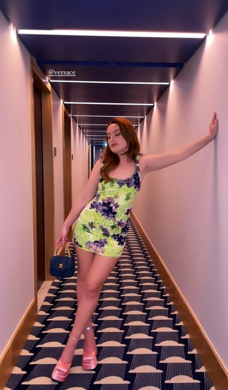 Amelia Dimoldenberg