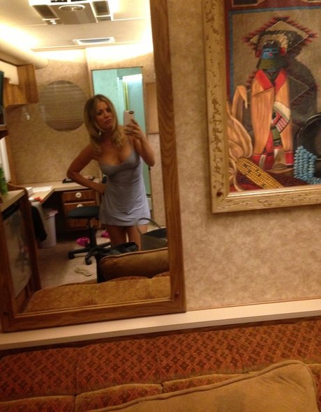 Kaley Cuoco
