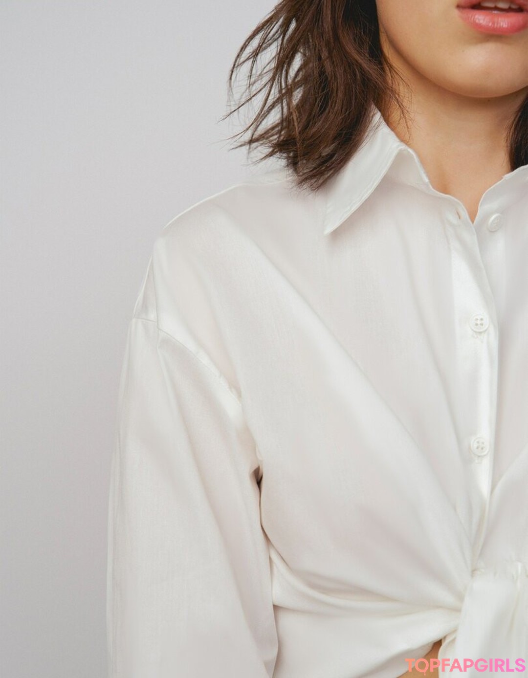 Naakte gelekte OnlyFans-foto van Millie Bobby Brown #1273