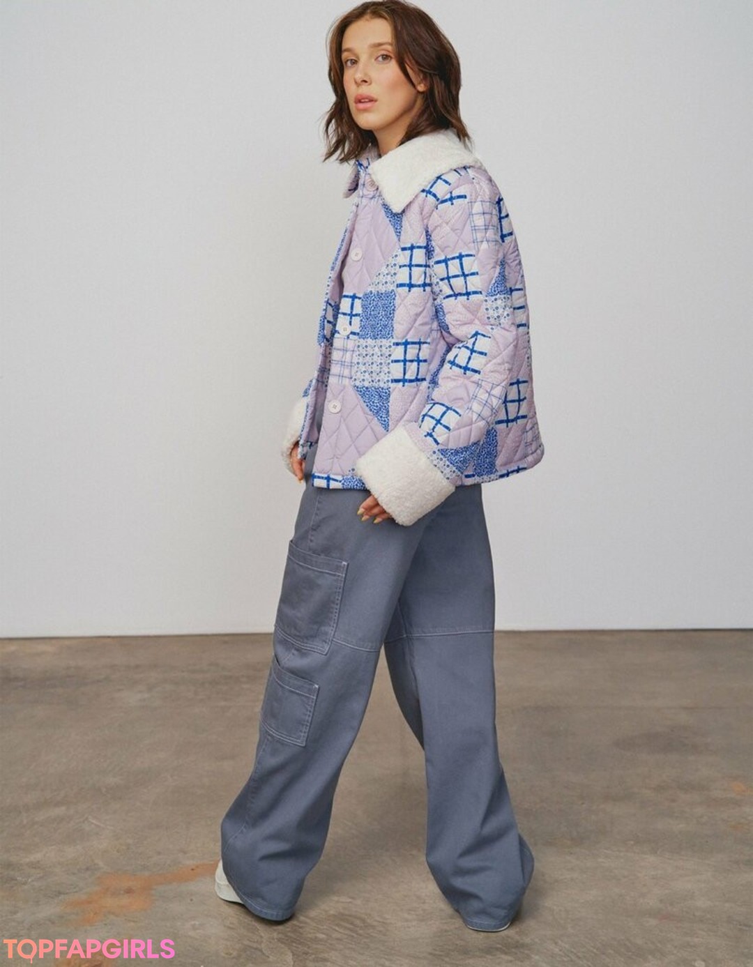 Naakte gelekte OnlyFans-foto van Millie Bobby Brown #1300