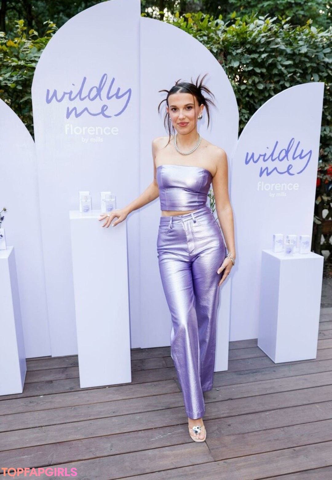 Naakte gelekte OnlyFans-foto van Millie Bobby Brown #1394