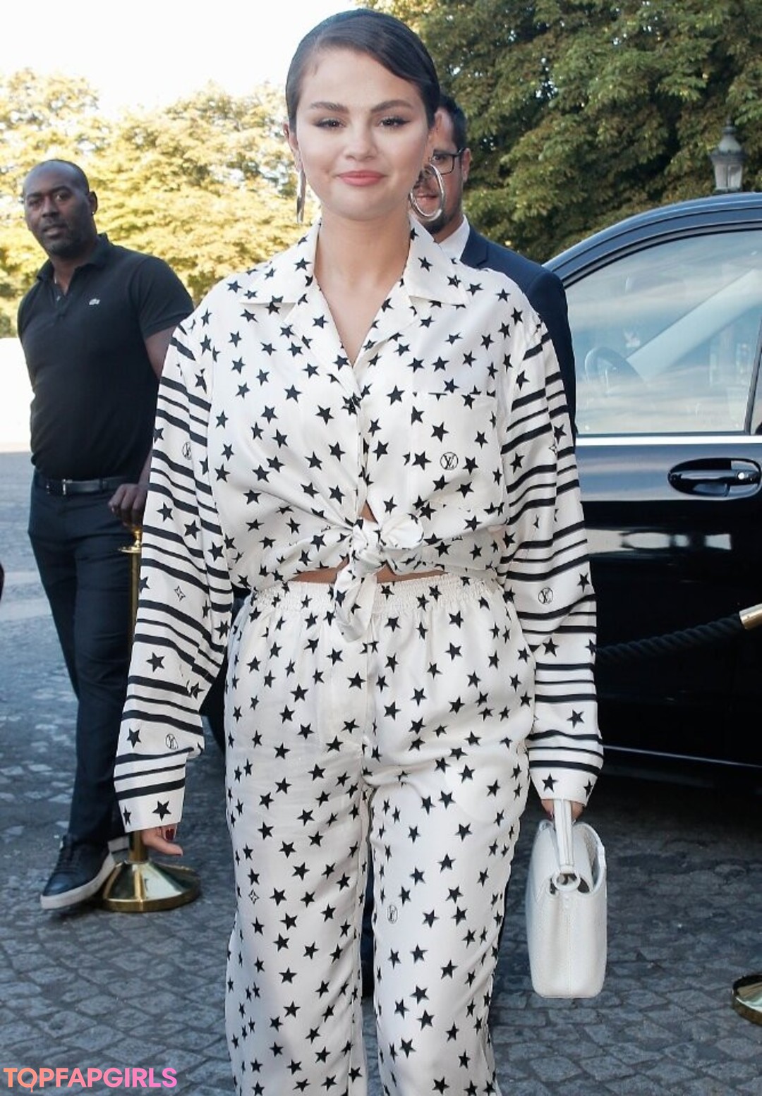 Naakte gelekte OnlyFans-foto van Selena Gomez #1010