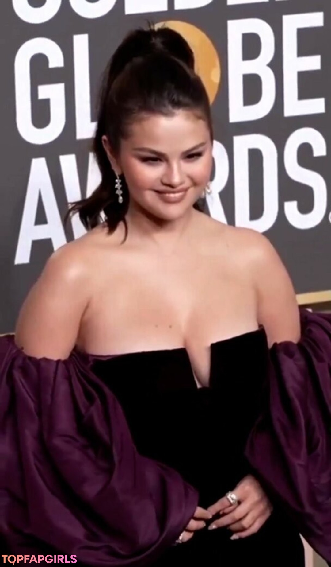 Naakte gelekte OnlyFans-foto van Selena Gomez #1709